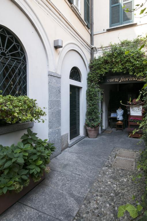 La Casa Nella Corte Lecco Exterior foto