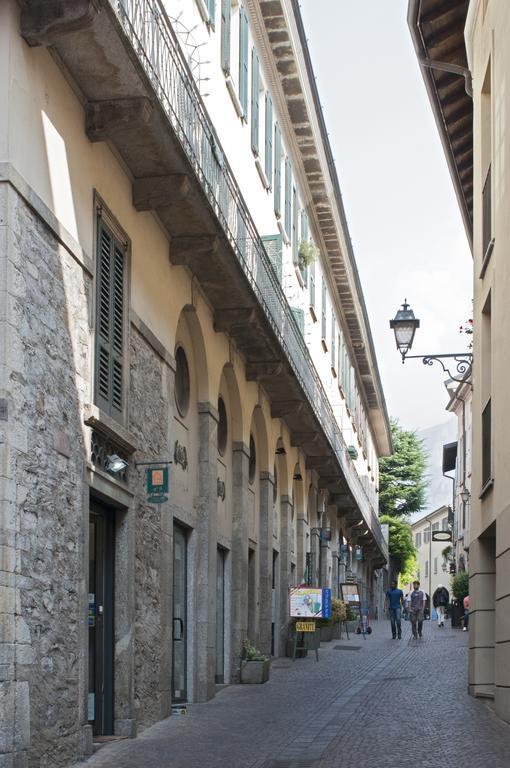 La Casa Nella Corte Lecco Exterior foto